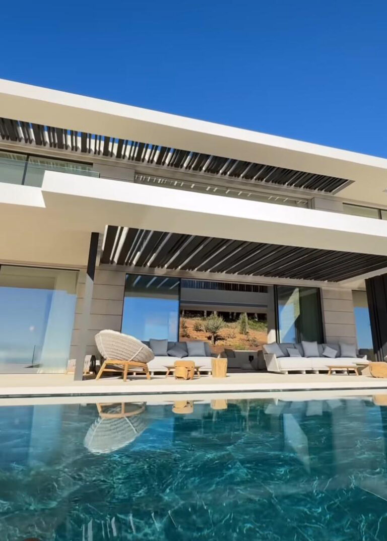 75f6fd95-ab37-4e03-b8dd-7dc4982276a0